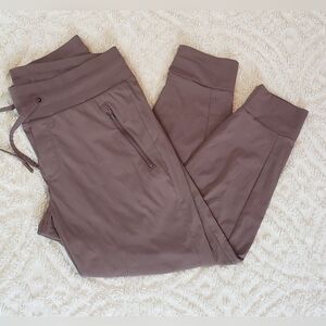 Women's Athleta Trekkie North Jogger Purple/Mauve Sz 8P Comfy Activewear Pant